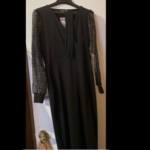 Boohoo black midi dress